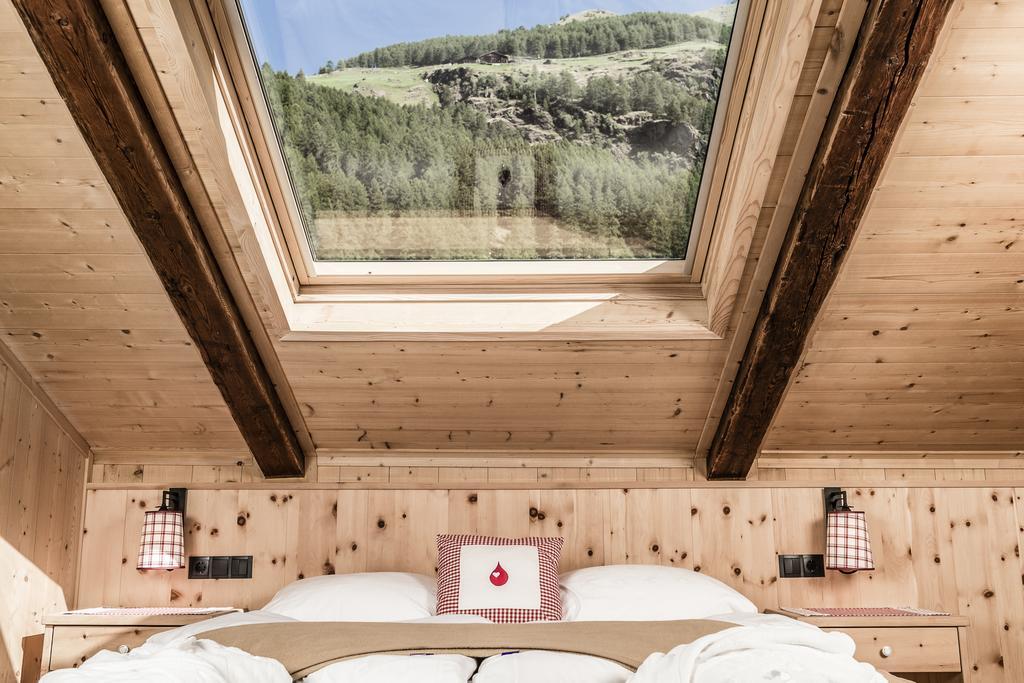 Hotel Oberraindlhof Senales/Schnals Oda fotoğraf